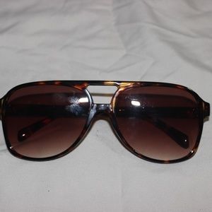 Large Frame Brown Lense & Brown Tortoise Aviators